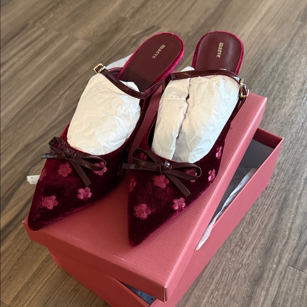 Anthropologie Maeve Burgundy Velvet Mules with Floral Embroidery
